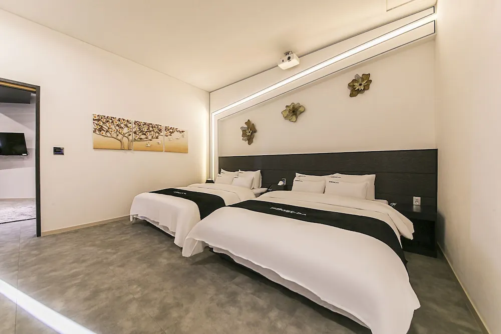 Hotels Image